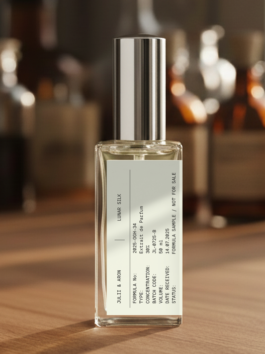 Unisex-Parfum Probe Nr. 3428 " Lunar Silk – Nischenparfümerie aus Deutschland, handgefertigt mit hochwertigen Inhaltsstoffen