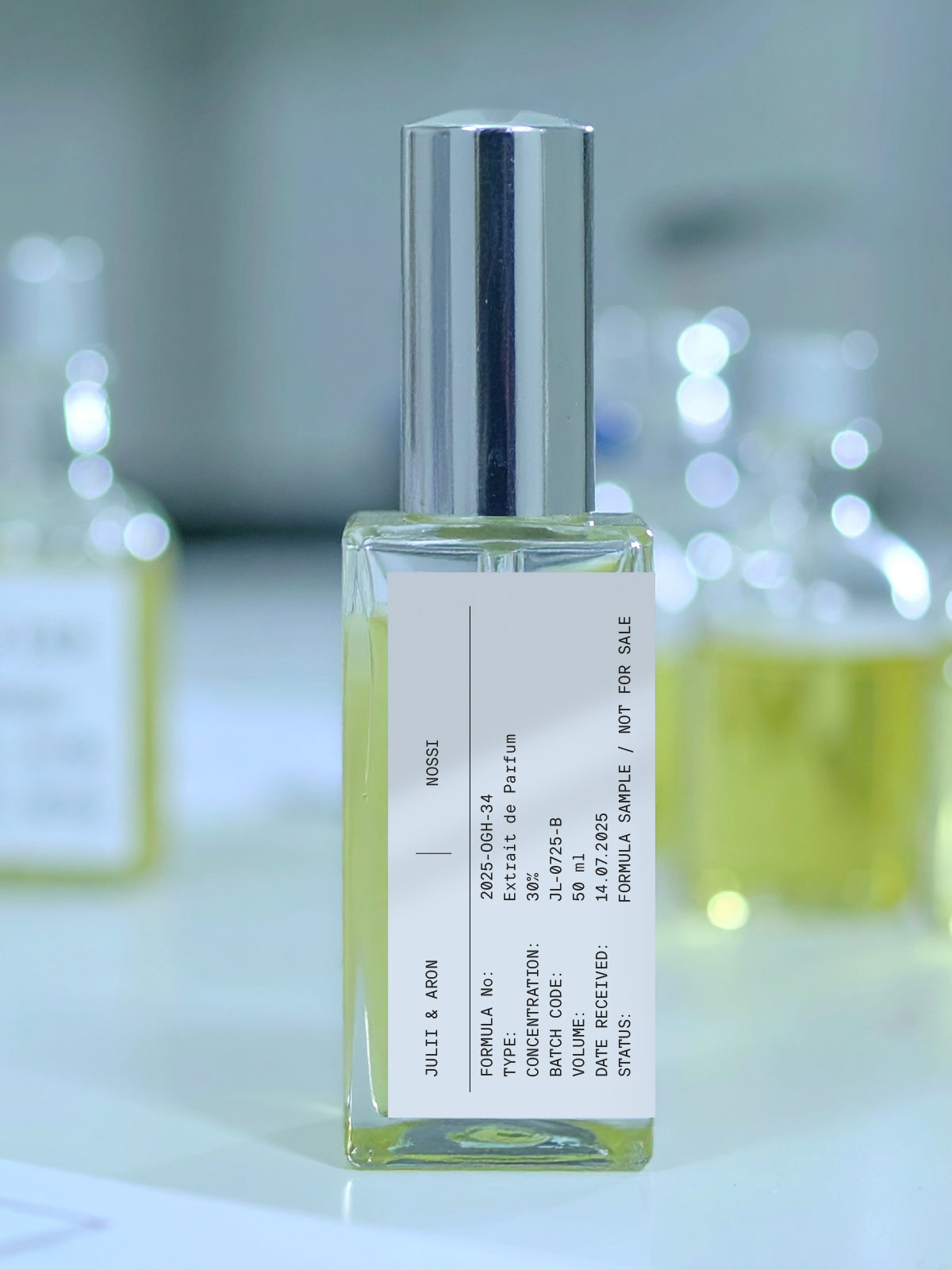 Unisex-Parfum Probe Nr. 5071 " Nossi – Nischenparfümerie aus Deutschland, handgefertigt mit hochwertigen Inhaltsstoffen